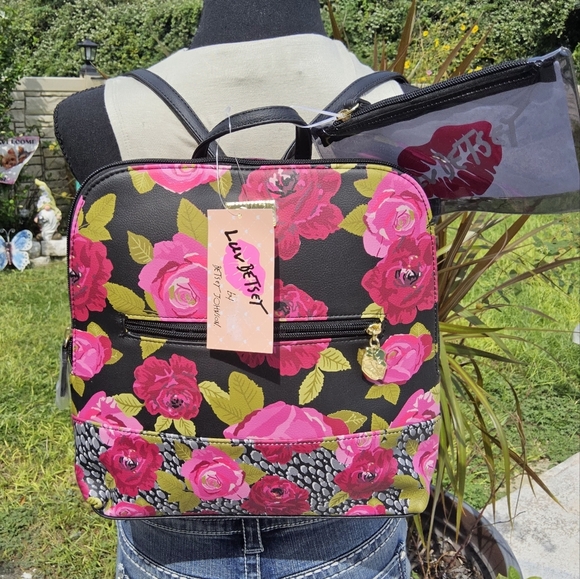 Betsey Johnson Handbags - NWT BLK/RED LUV BETSEY BACKPACK